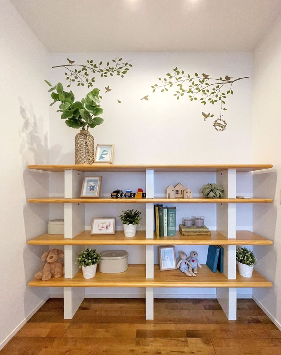 家族のお気に入りを飾るファミリーライブラリー