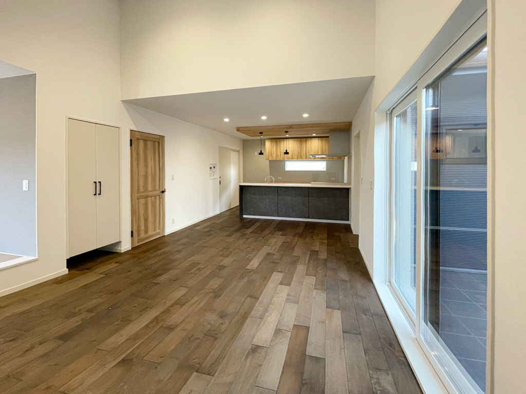 プライバシーにも配慮した中庭のあるコの字型平屋の住まい