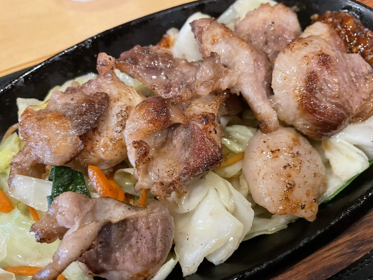 豚ハラミ鉄板焼き