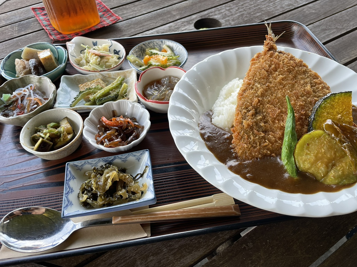 「ら・ら・ら」でランチ